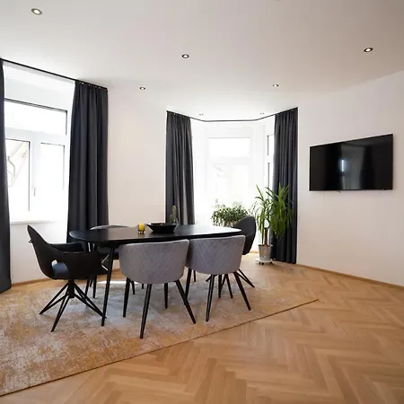 因斯布鲁克赫尔岑文公寓 公寓