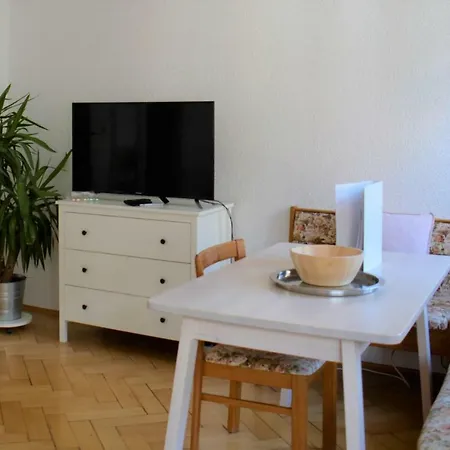 因斯布鲁克赫尔岑文公寓