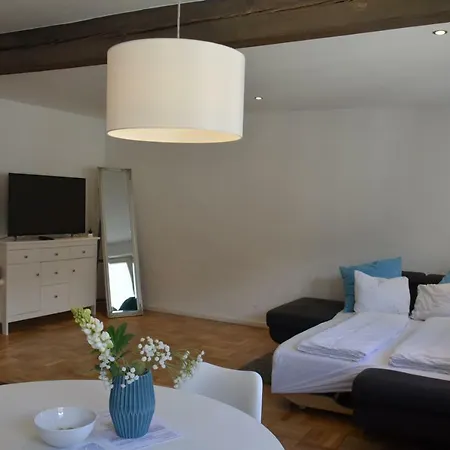 因斯布鲁克赫尔岑文公寓 因斯布鲁克