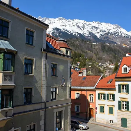 因斯布鲁克赫尔岑文公寓 公寓